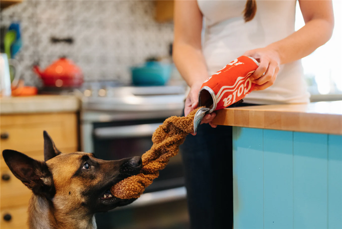 PLAY Snack Cola