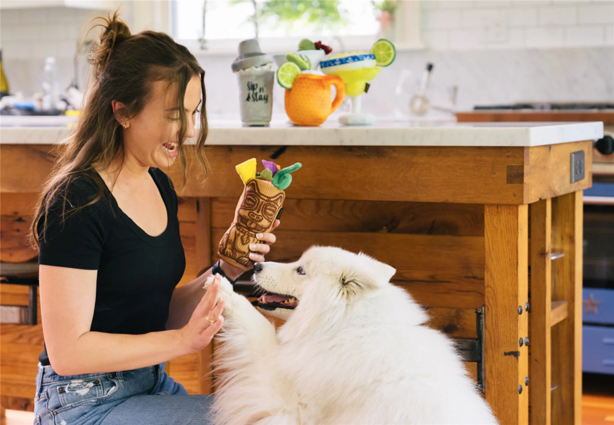 P.L.A.Y Barktender